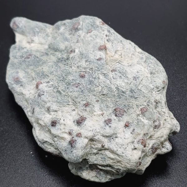 Garnet Specimen R - Image 4