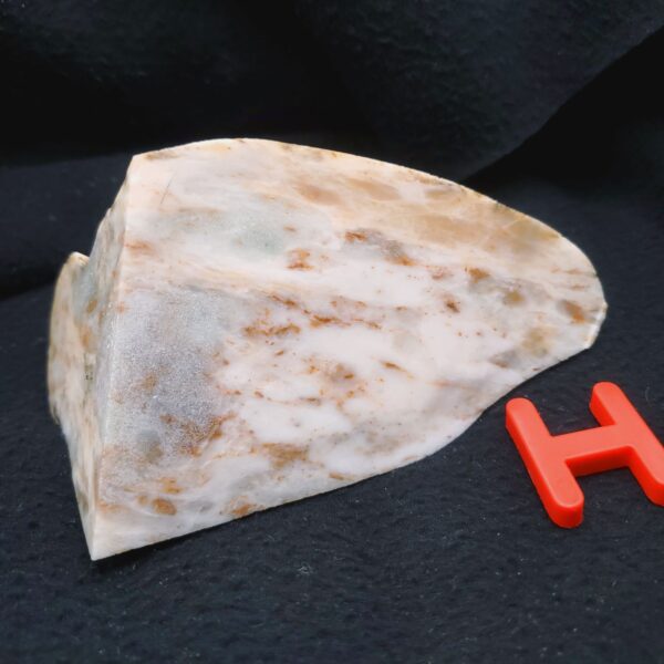 Mutton Fat Jade sillimanite - H