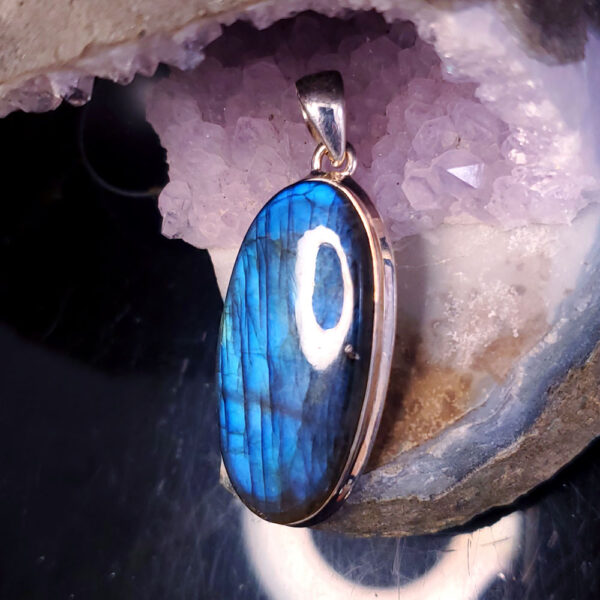 Labradorite Pendant C