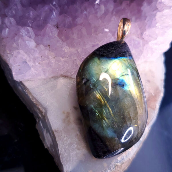 Labradorite Pendant E