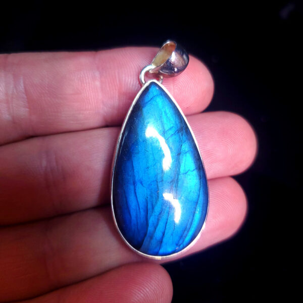 Labradorite Pendant B