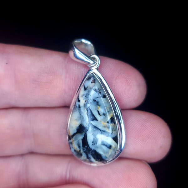 Pinolite Pendant B