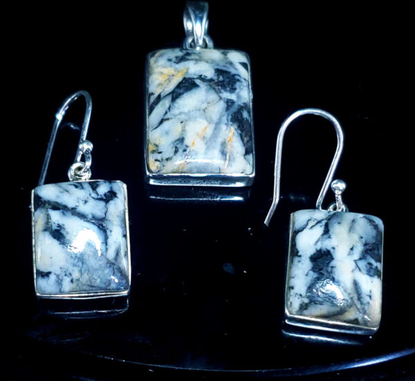 Pinolite Earrings and pendant set A