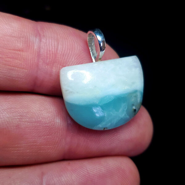 Ocean Picture stone pendant Q