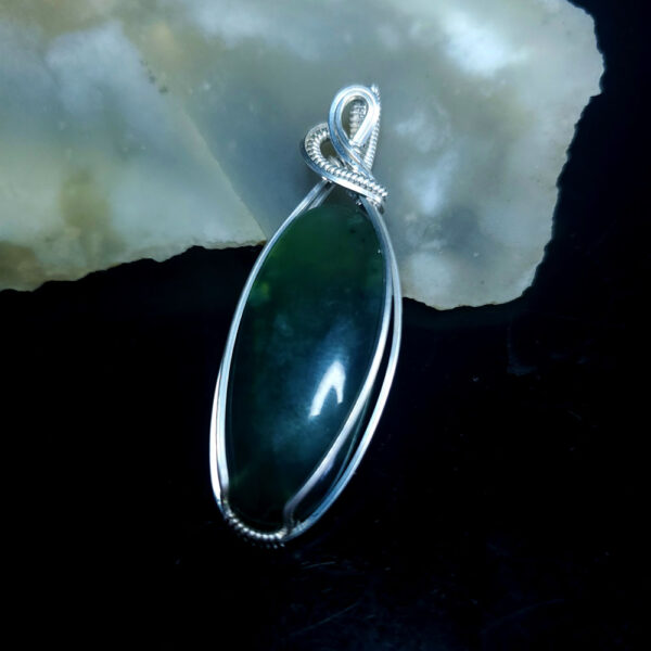 Jade pendant F