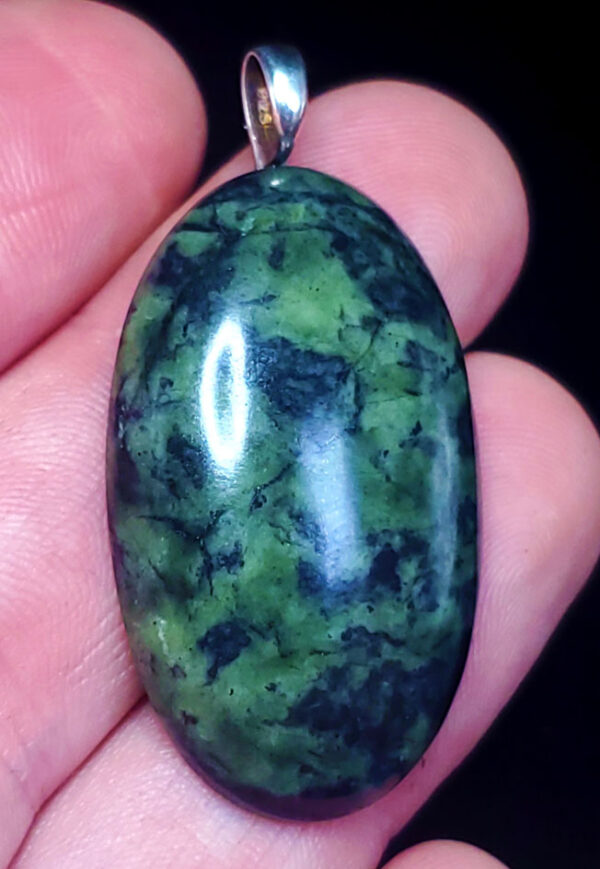 Jade pendant G