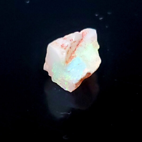 Precious opal specimen Q