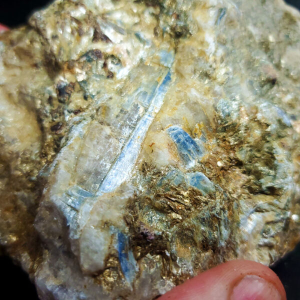 Staurolite and kyanite specimen