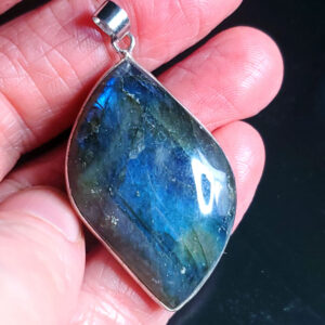 Labradorite Pendant E