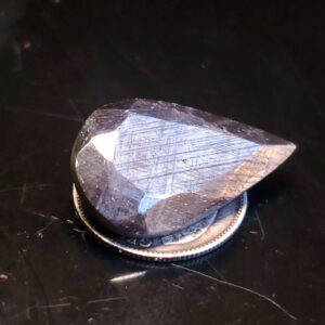 Blue Jay Sapphire facetted 12ct