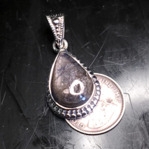 Sapphire pendant I