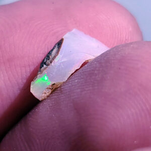 Precious opal specimen U