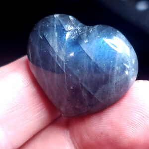Labradorite Heart palm stone B