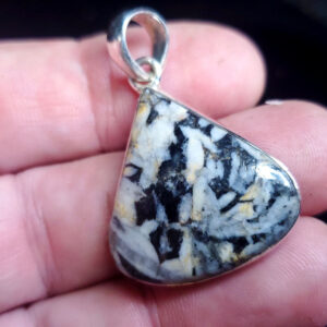 Pinolite Pendant B