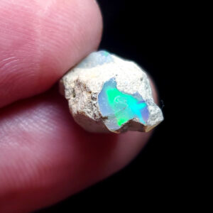 Precious opal specimen M