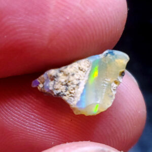 Precious opal specimen L