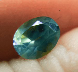 Montana sapphire facetted O