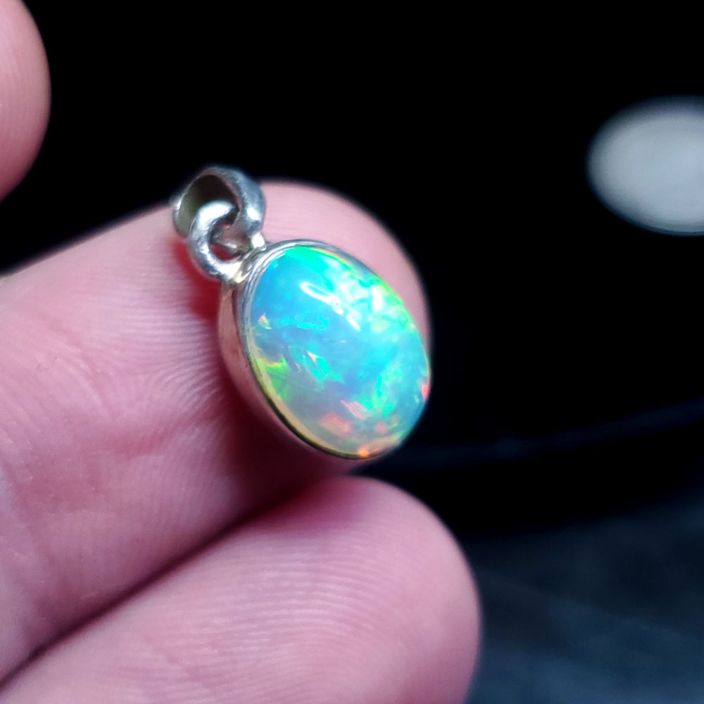 Precious opal pendant A