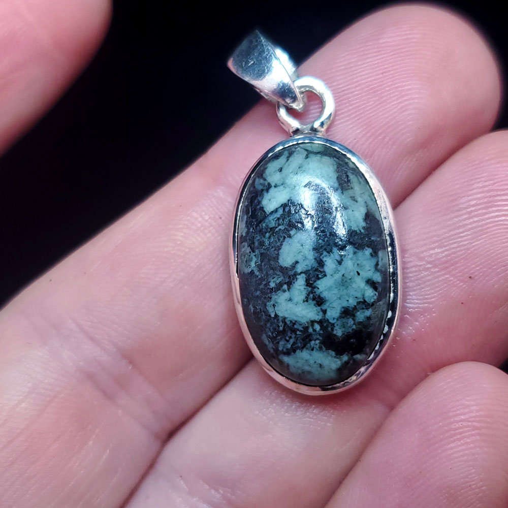 Flowerstone pendant F