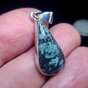Flowerstone pendant B