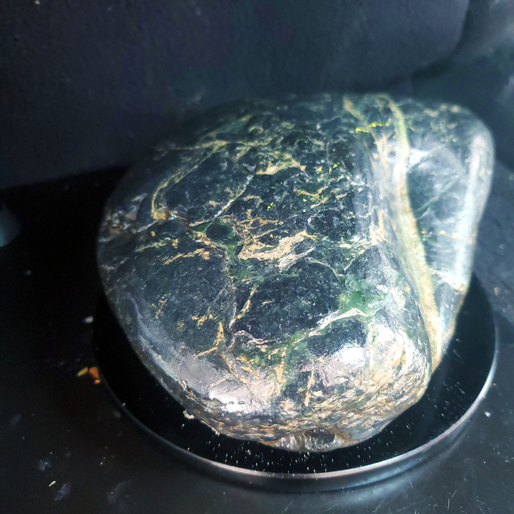 Jade Boulder (Full - not cut) - F