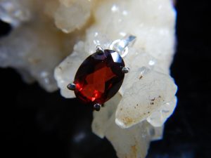 Garnet pendant