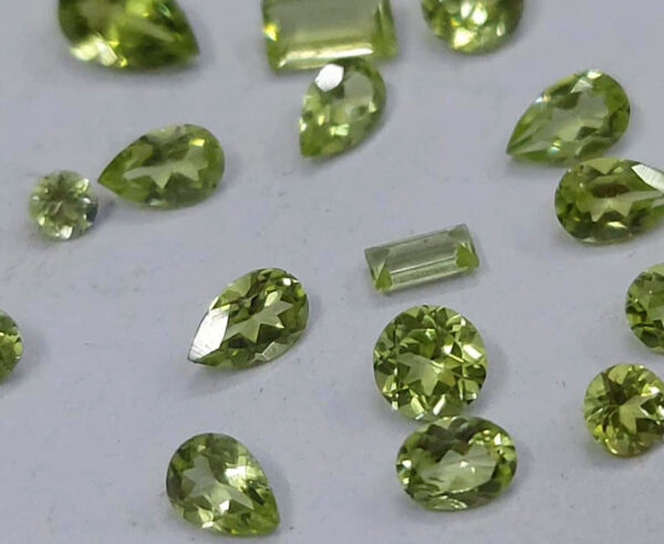 Facetted Peridot Gemstones