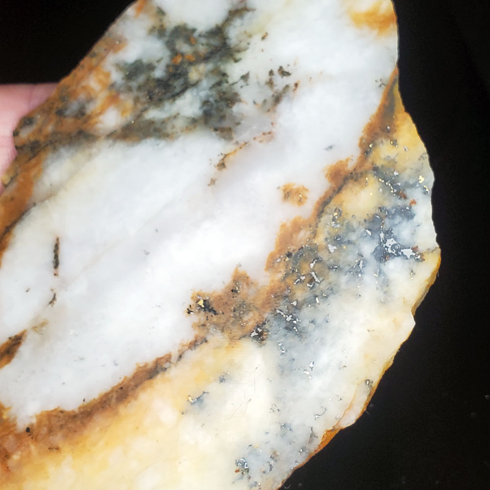 Mt Baker Lightning Quartz VG specimen Q