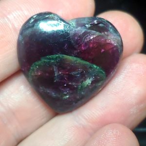 Garnet heart B small