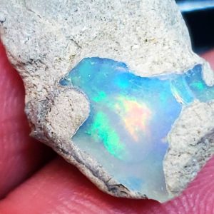 Precious opal 8.1ct