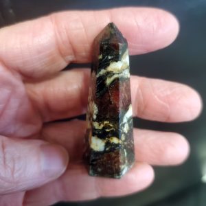 Garnet Pillar A