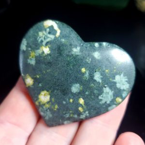 Flowerstone heart specimen large B