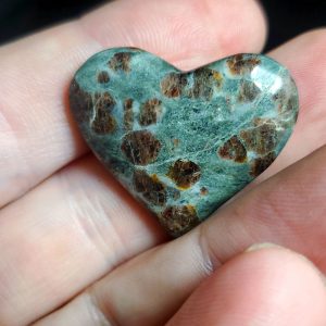 Garnet heart B small