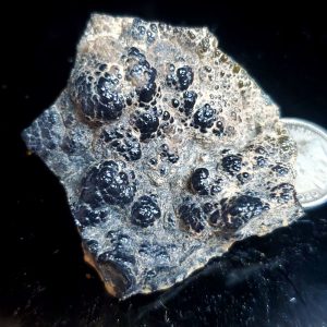 Bubbly agate 1" long