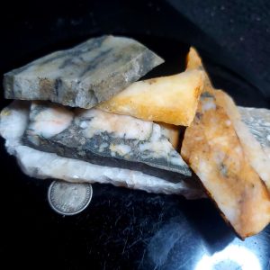 Mt Baker Lightning Quartz C-no visible gold 5 oz