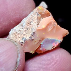 Precious opal 21ct