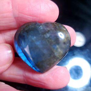 Labradorite Heart Palm stone D