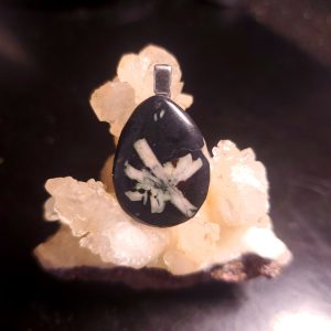 Flowerstone pendant G
