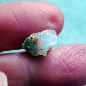 Precious opal 2.4ct