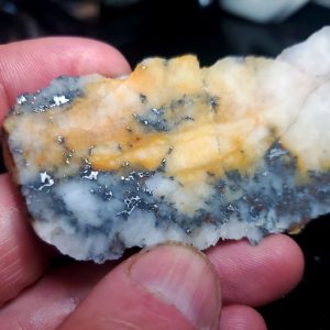 Mt Baker Lightning Quartz VG specimen L