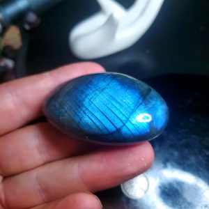 Labradorite Palm stone A