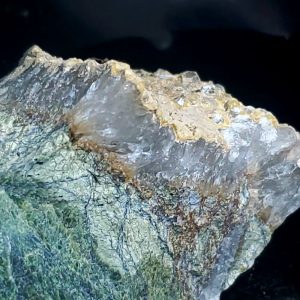 Quartz crystal Specimen Large B