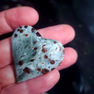 Garnet heart B small