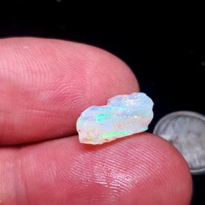 Precious opal 3ct