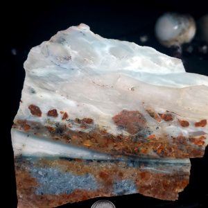 Discounted Q rock - ocean picture stone