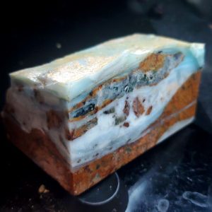By the pound Mid grade Ocean picture stone