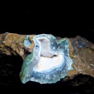 Geode in basalt specimen B