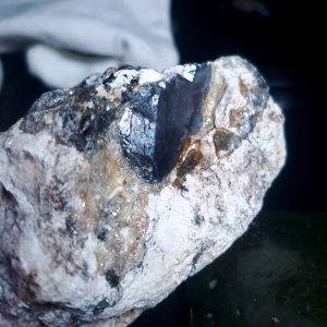 Large sapphire specimen F