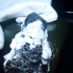 Large sapphire specimen E