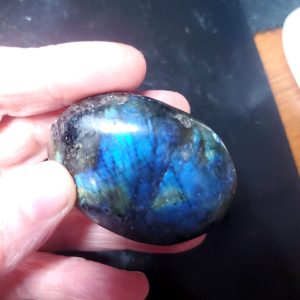 Labradorite Palm stone D